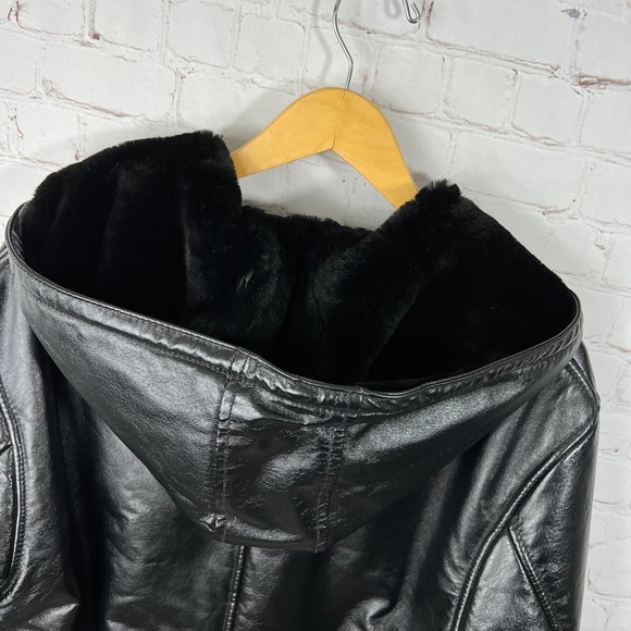 WOMENS! NWOT |•WILSONS LEATHER•| Black Leather Heavy Fur Lined Hooded Jacket - Picture 6 of 16
